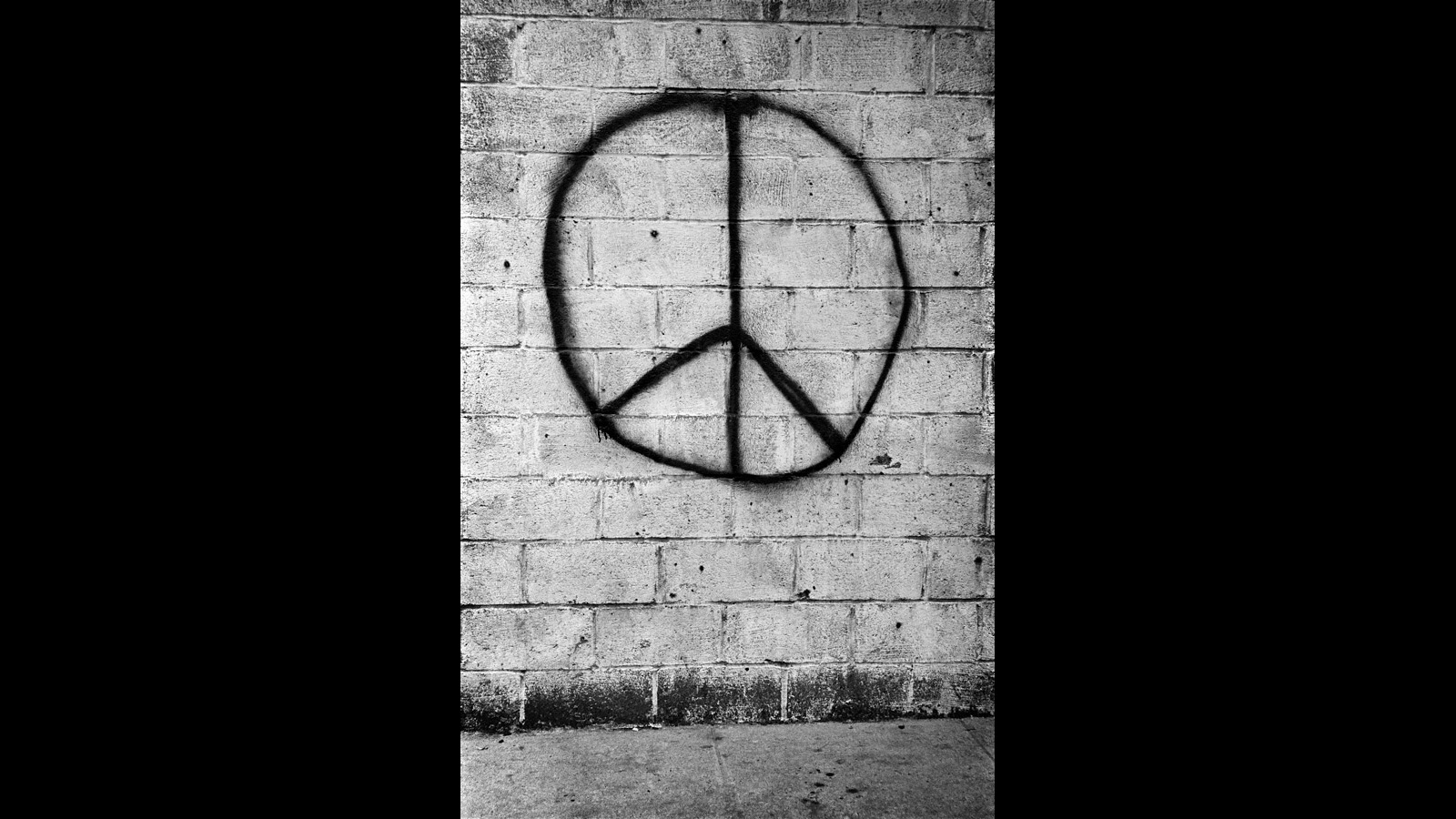 Brick wall, New York, 1962