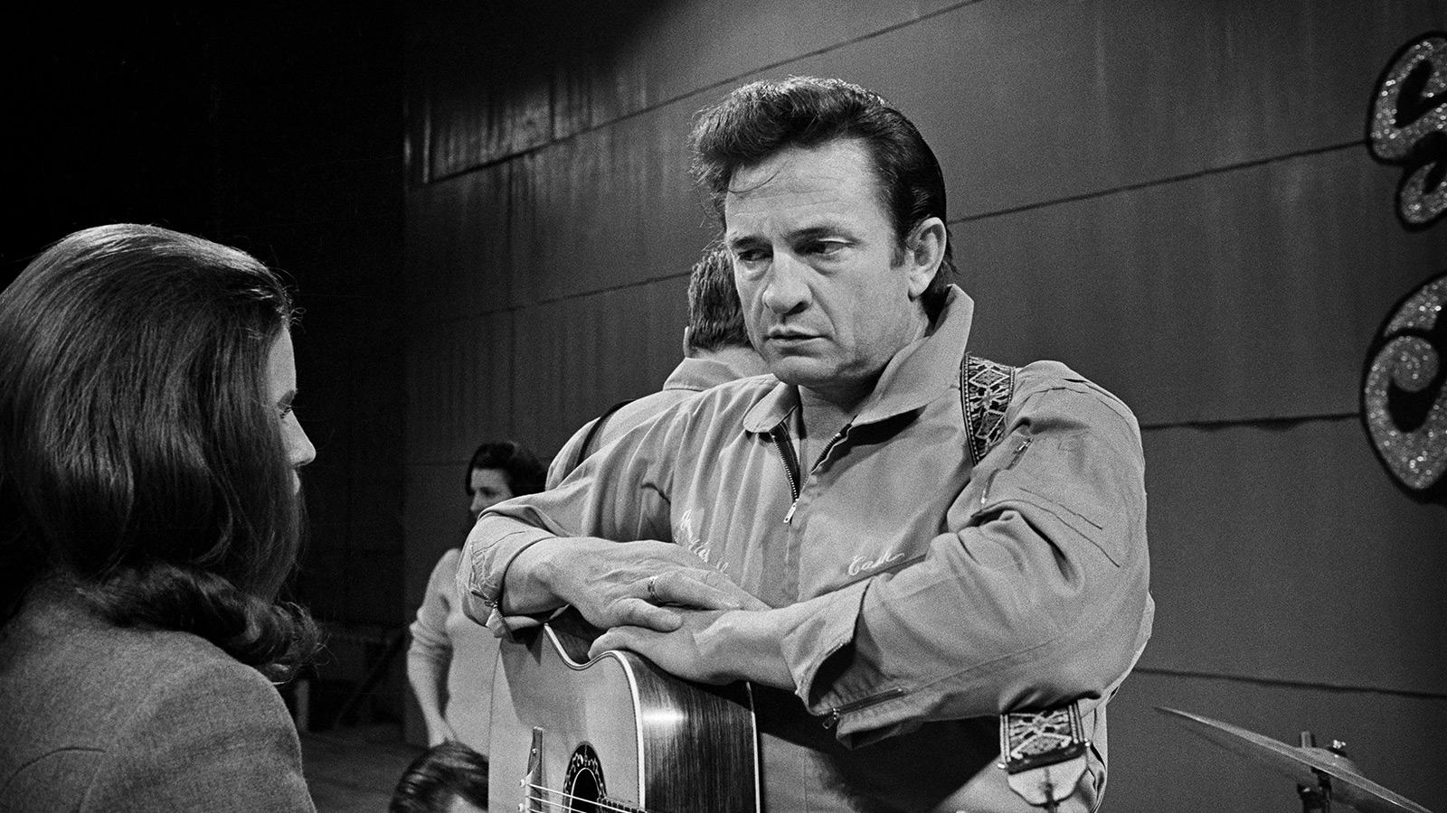Johnny Cash talking to June at rehearsal, San Quentin Prison