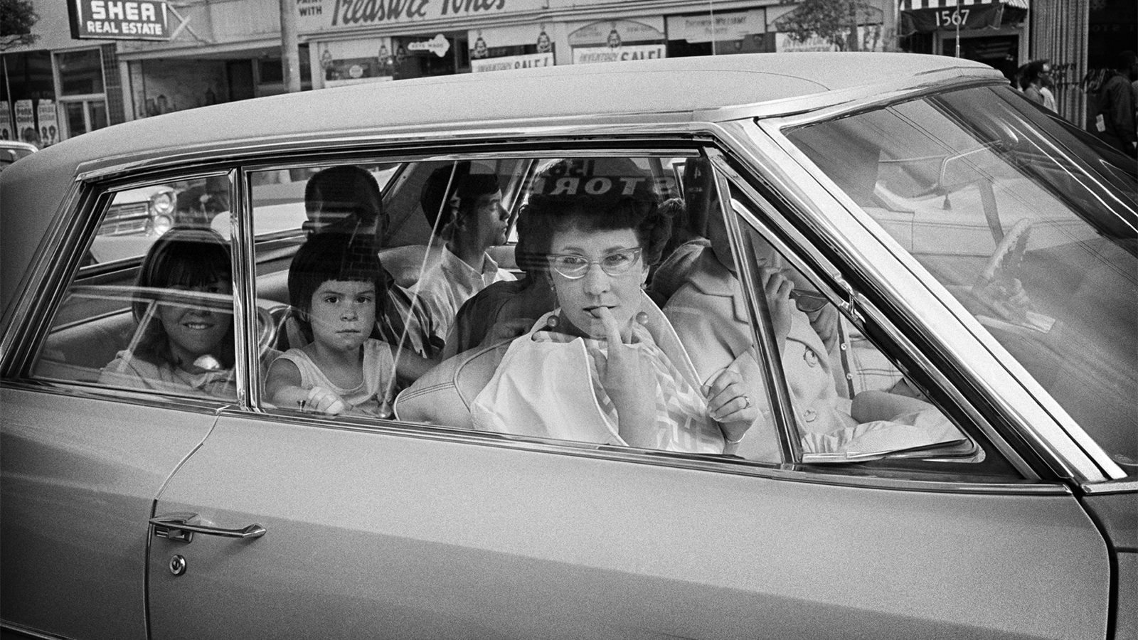 Looking at hippies on Haight Street, San Francisco, 1967